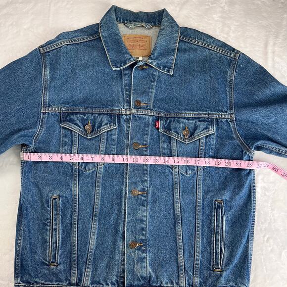 Levi’s Vintage relaxed Trucker Denim Jean Jacket men’s size Large Y2K 2001 - Picture 4 of 7